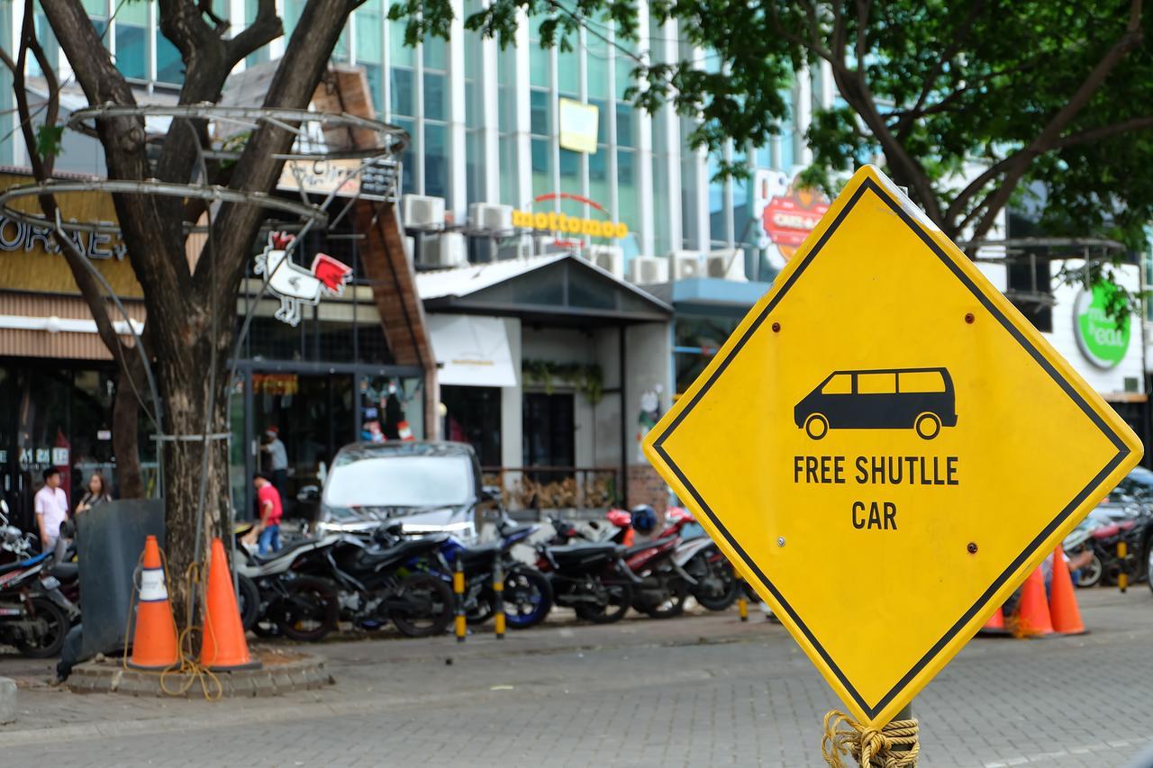 Homiestay Jakarta Exterior photo