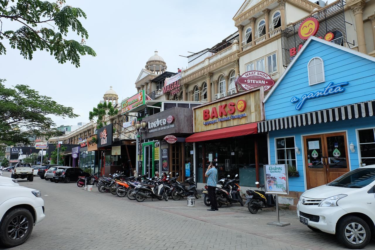 Homiestay Jakarta Exterior photo