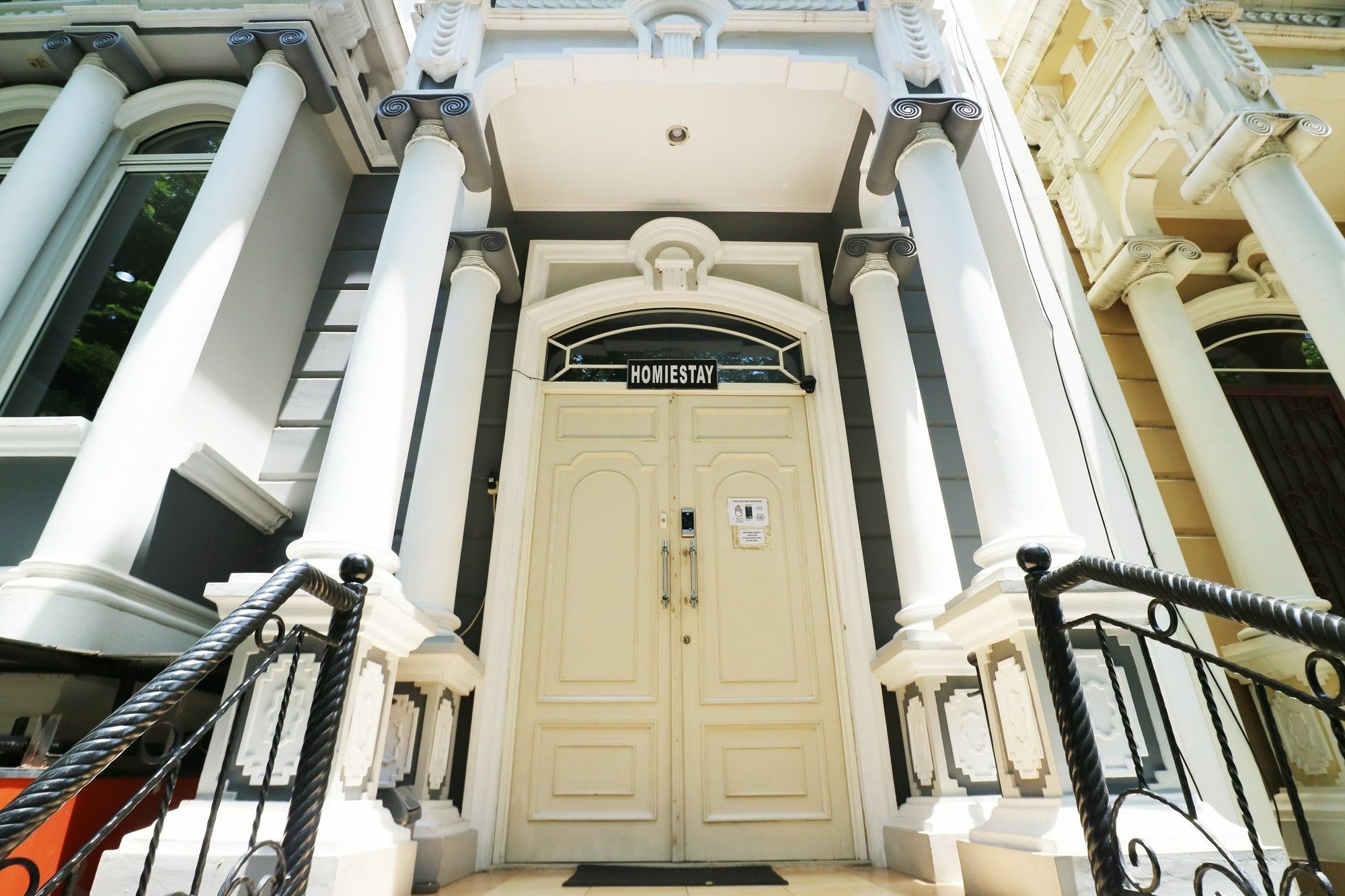 Homiestay Jakarta Exterior photo